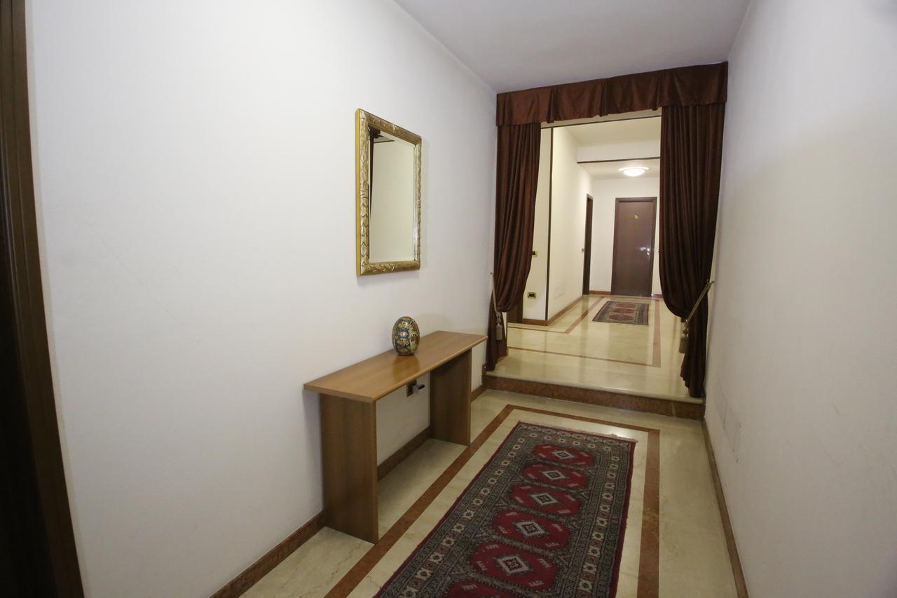 Hotel Paris Castel Goffredo Екстер'єр фото